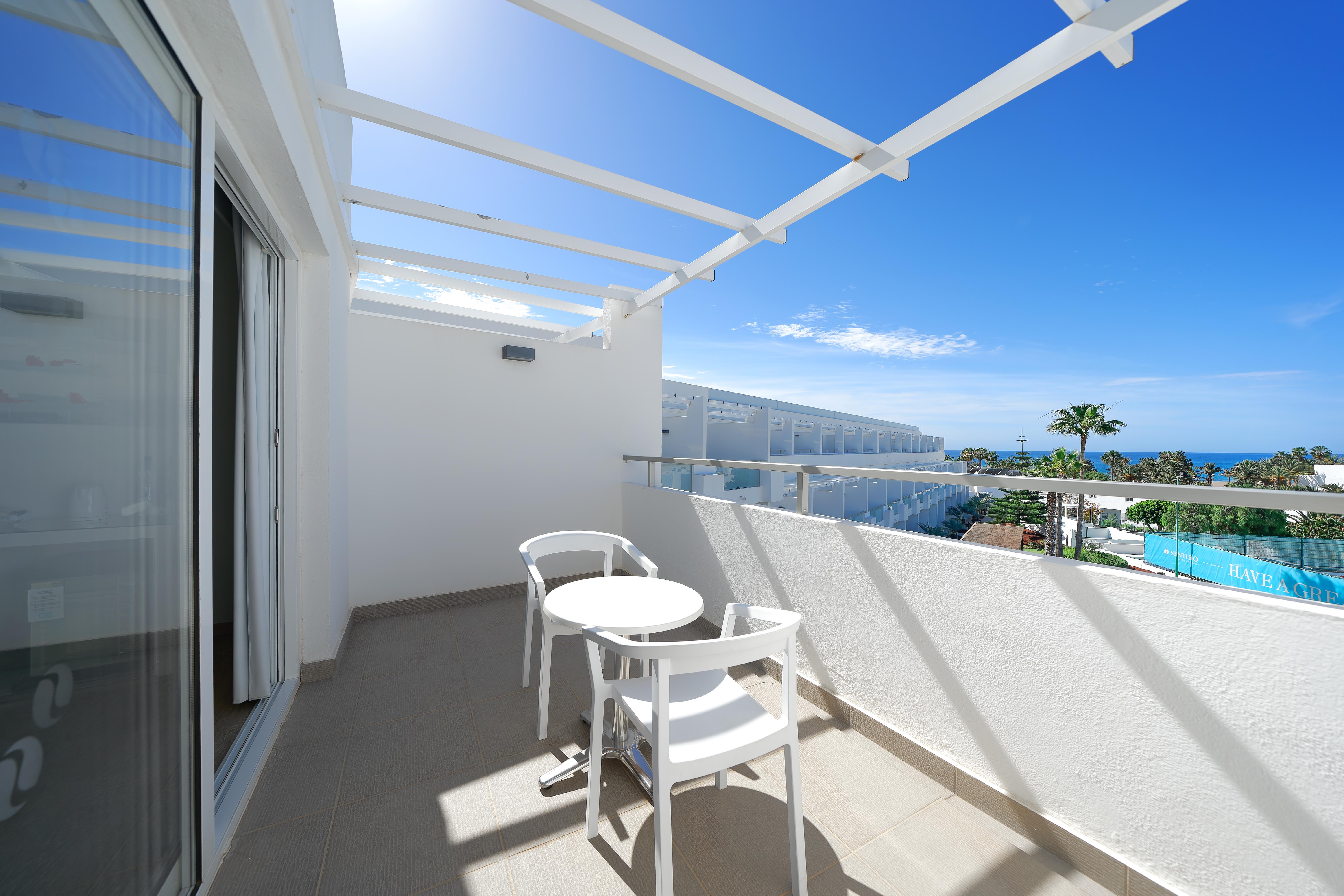Aequora Lanzarote Suites Puerto del Carmen  Exteriör bild