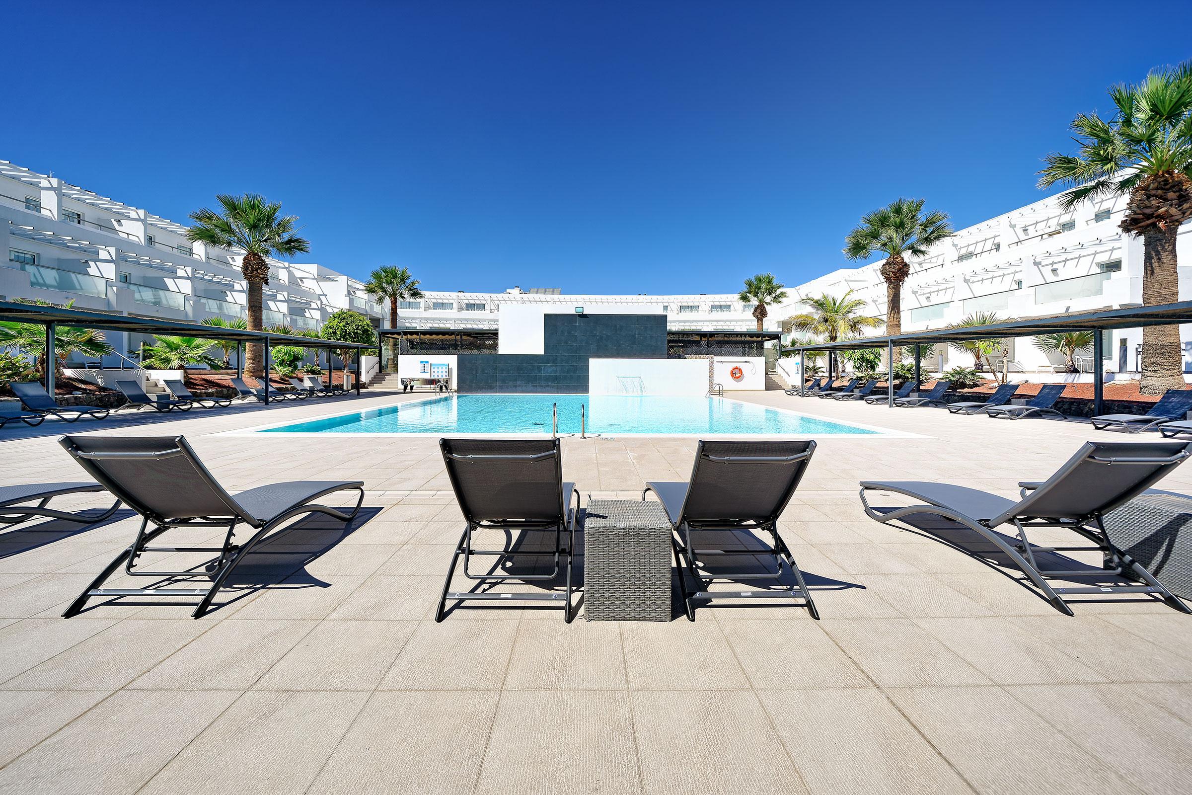 Aequora Lanzarote Suites Puerto del Carmen  Exteriör bild